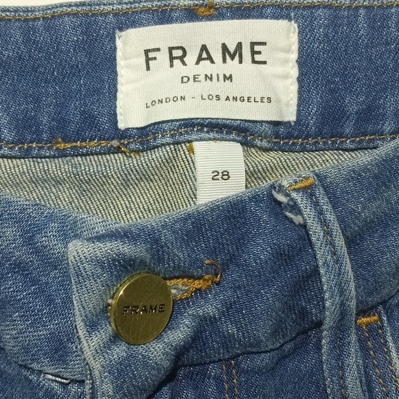 FRAME Le Crop Mini Boot with Scalloped Hem in Mt Snow Wash Jeans Size 28 - Picture 4 of 8